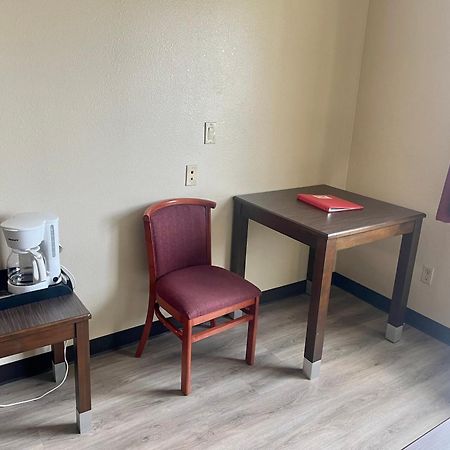 Econo Lodge Inn & Suites Corning Rum bild
