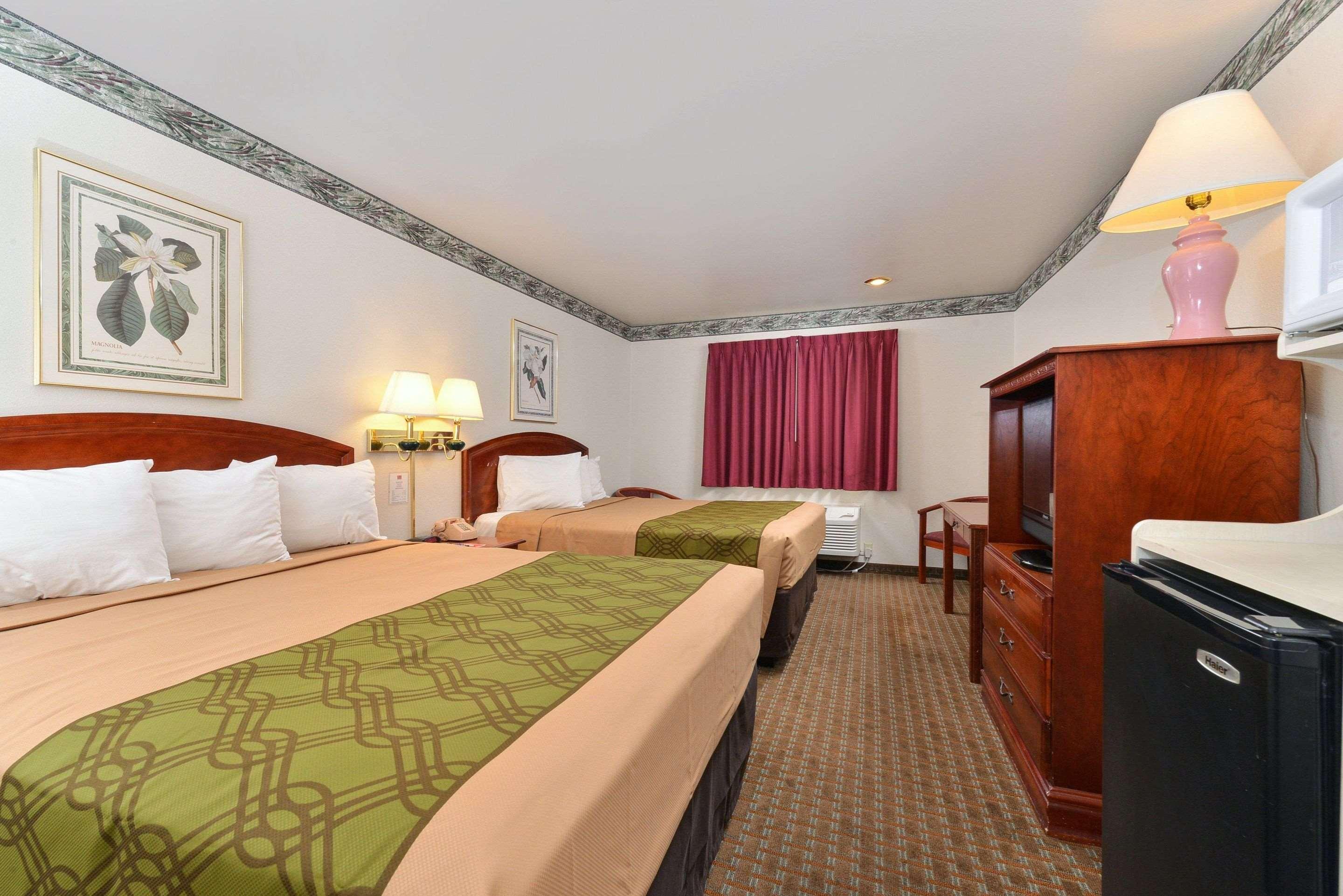 Econo Lodge Inn & Suites Corning Exteriör bild